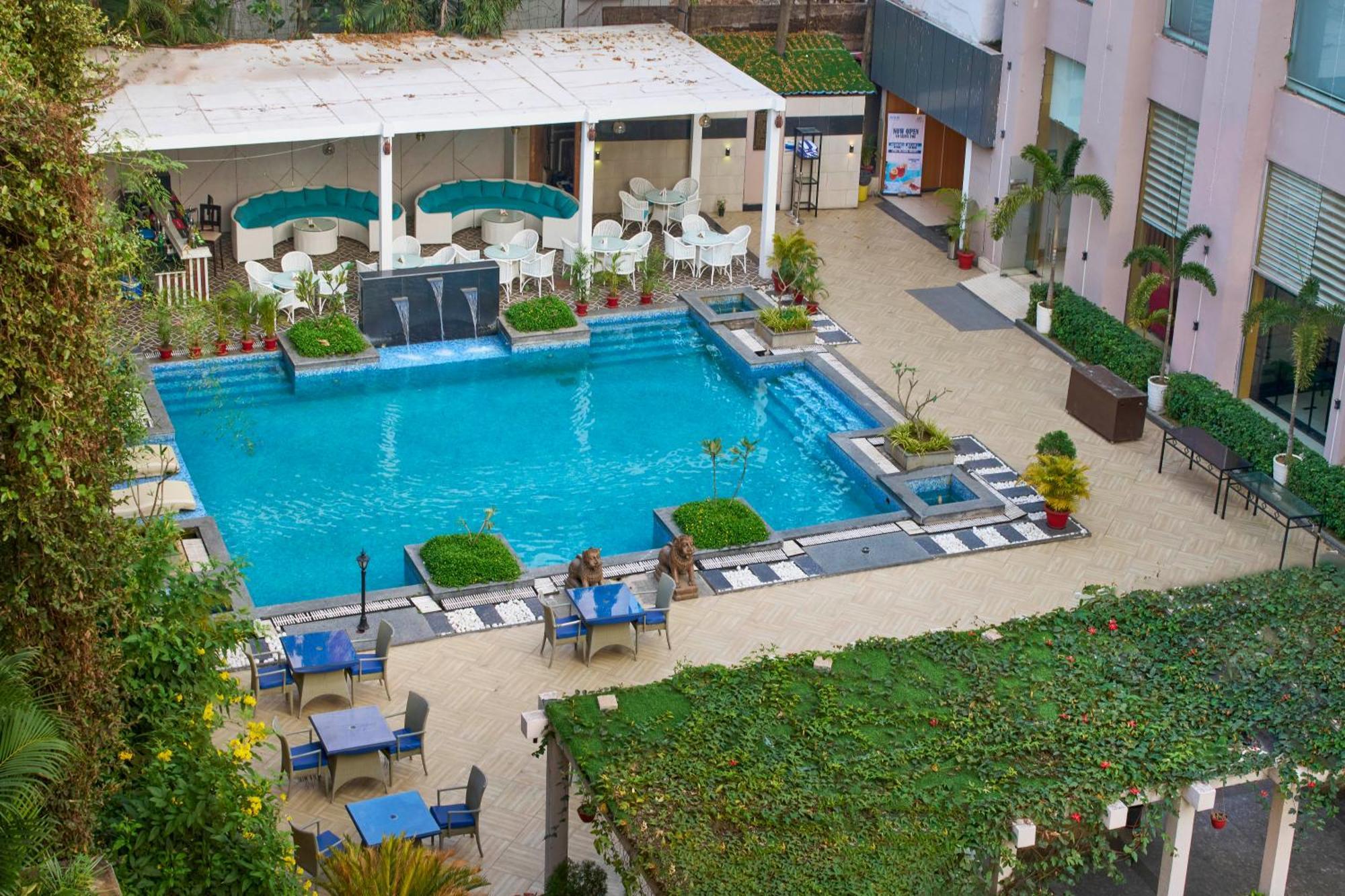 Hotel Hindusthan International, Bhubaneswar Exterior photo